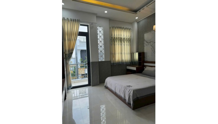 Chỉ 5.6 TỶ TL! 72M², 4 Tầng /3pn, HẺM Ô TÔ, Quang Trung Gò Vấp!